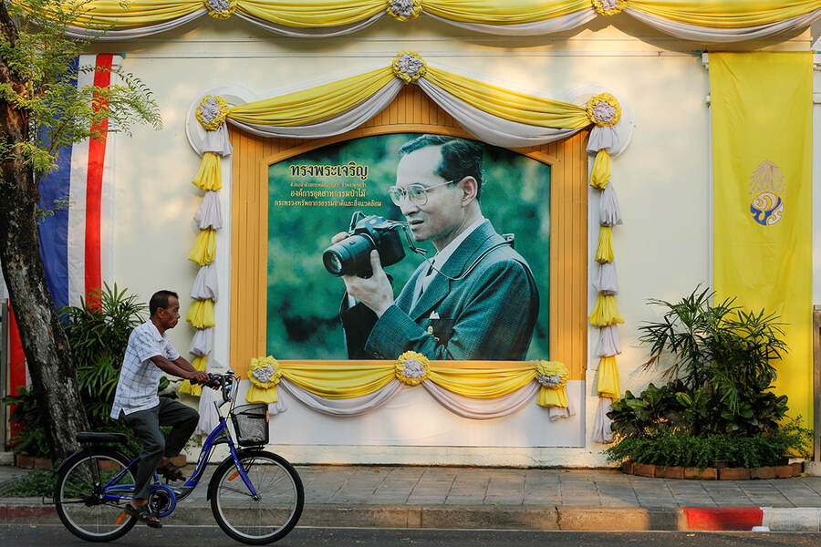 Pictures of the Royal are all beautifully decorated. Photo: Jorge Silva / Reuters