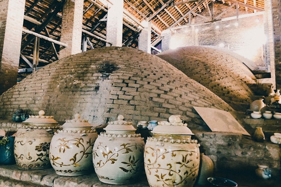 Visitors can come to see the only remaining ancient kiln of Bat Trang (Source: Ha Noi Moi)