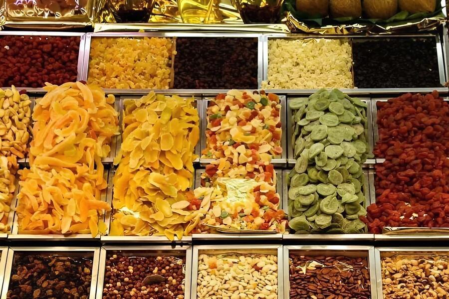 Eye-catching displays of dried fruit will have you hooked. Photo: Tico Travel