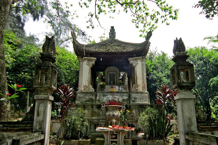 Ngo Quyen Mausoleum