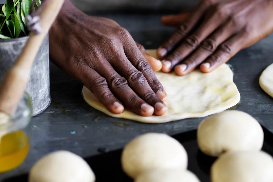 Making Roti Canai Crust 