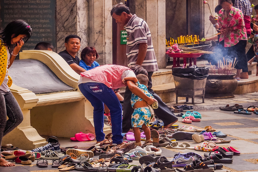 Many public places require you to take off your shoes before entering (Source: Flickr)