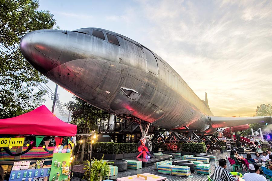 The market’s main attraction is the shell of a Lockheed L-1011 Tristar airplane (Source: Christ Radley)