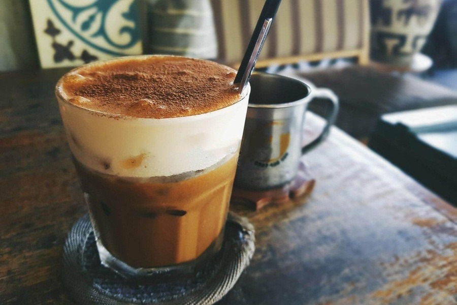 Egg coffee is a brilliant creation of Hanoians. Photo: MISA Cukcuk