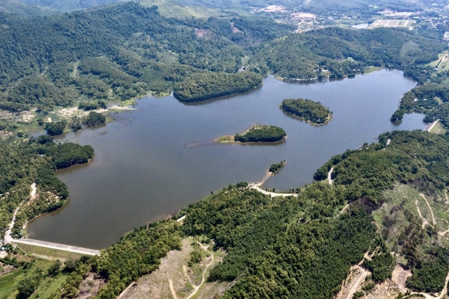 The panoramic view of Yen Trung Lake from above (Source: VOV)