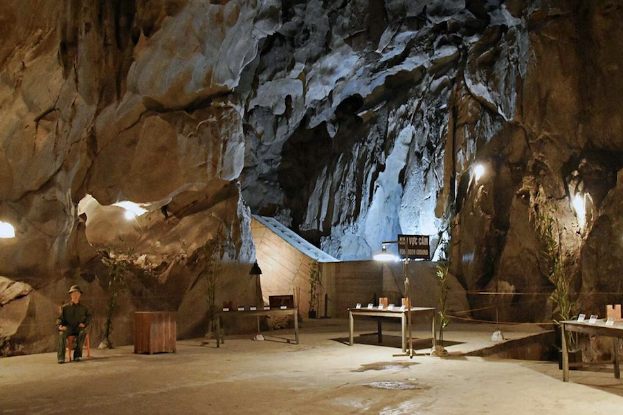 The inside of Quan Y Cave (Source: VnExpress)