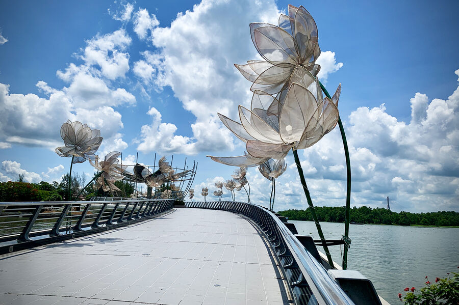 The city has built a beautiful park around the wharf. Photo: Thanh Nien