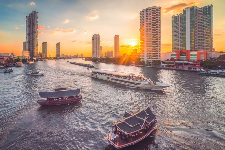 The breathtaking sunset on Chao Phraya River (Source: Internet)