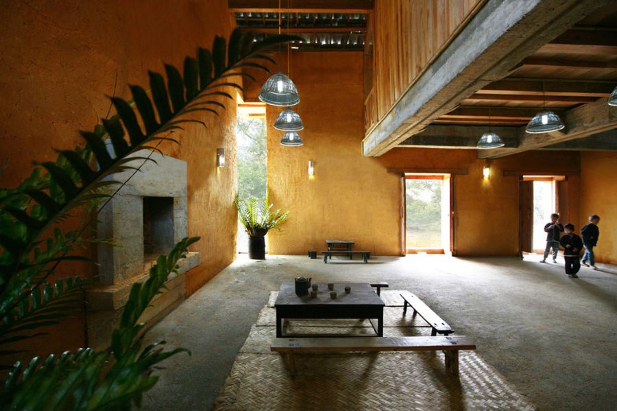 Despite its simple design, rammed earth houses possess many subtle beauties. 