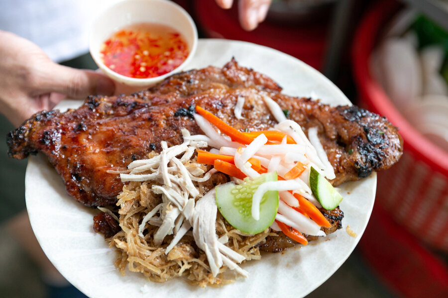 Food prices in Vietnam are already cheap, and in Ho Chi Minh City, they are even cheaper. Photo: Travellive