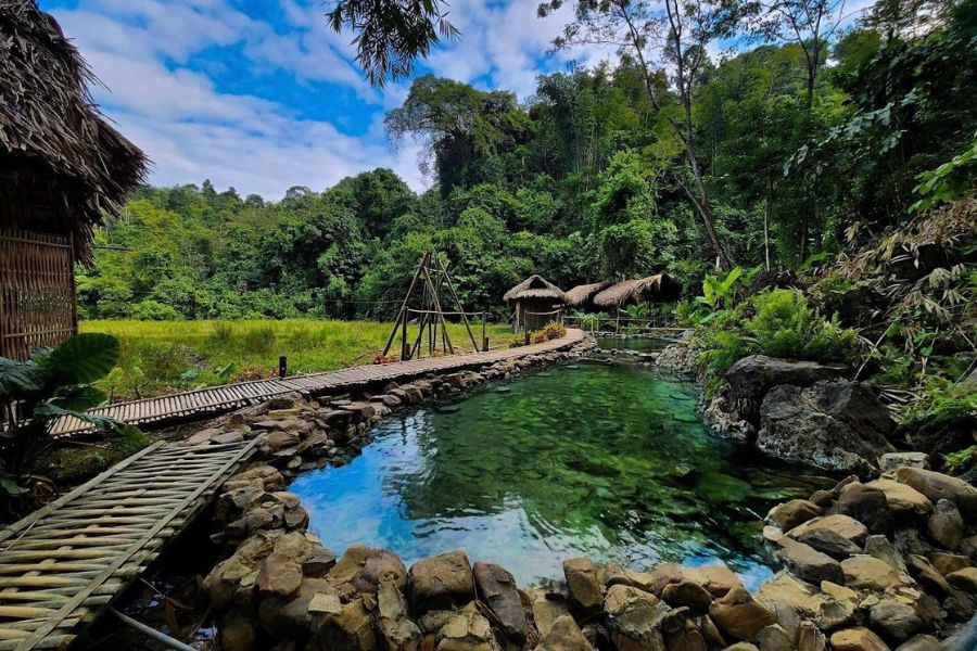 Ban Mong Hot Spring