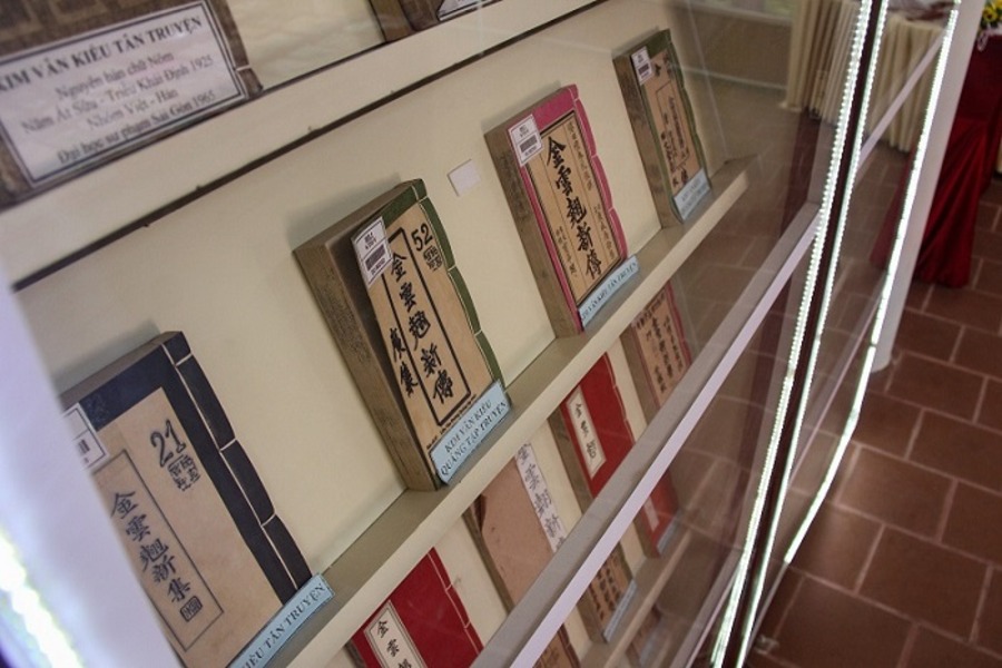 The editions of Truyen Kieu in Nom script from the Nguyen Dynasty. Photo: Collective