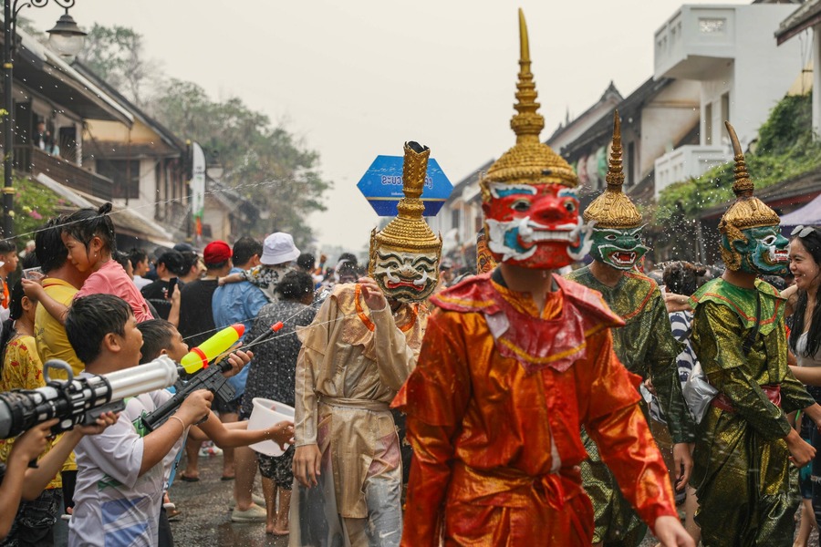 Join the crowd in celebrating the New Year! Photo: Southeast Asia Globe