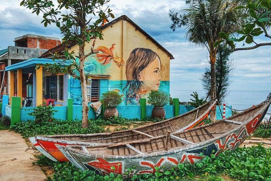 Art is everywhere at Tam Thanh Mural Village