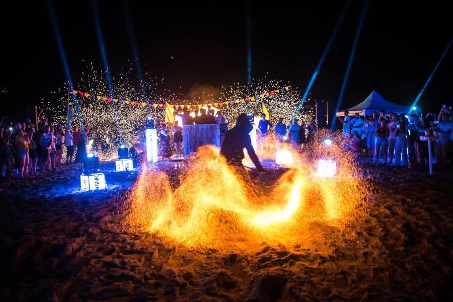 An Bang beach events 