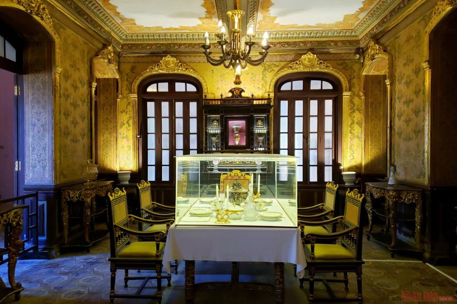 Historical exhibits of the palace