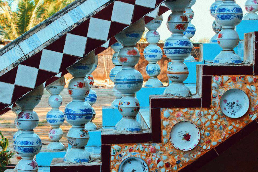 Everyday rice bowls and plates were transformed into building materials for the pagoda. Photo: Tham hiem Mekong
