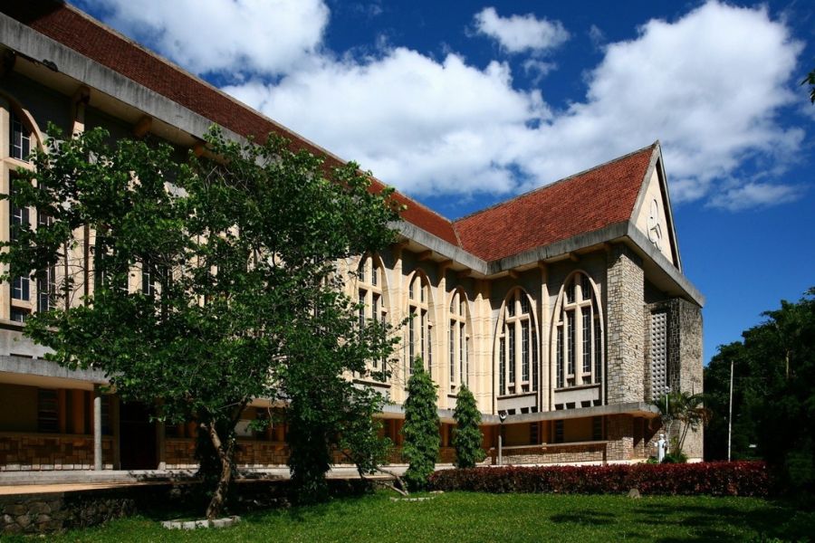 History of Phu Cam Cathedral