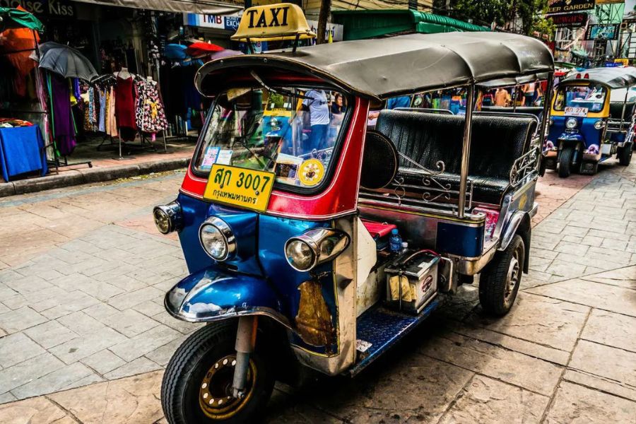 Cheap Local tuk-tuk rides
