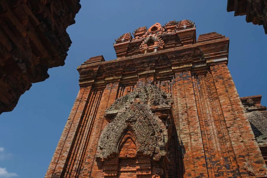 Best time to visit Banh It Cham Temple