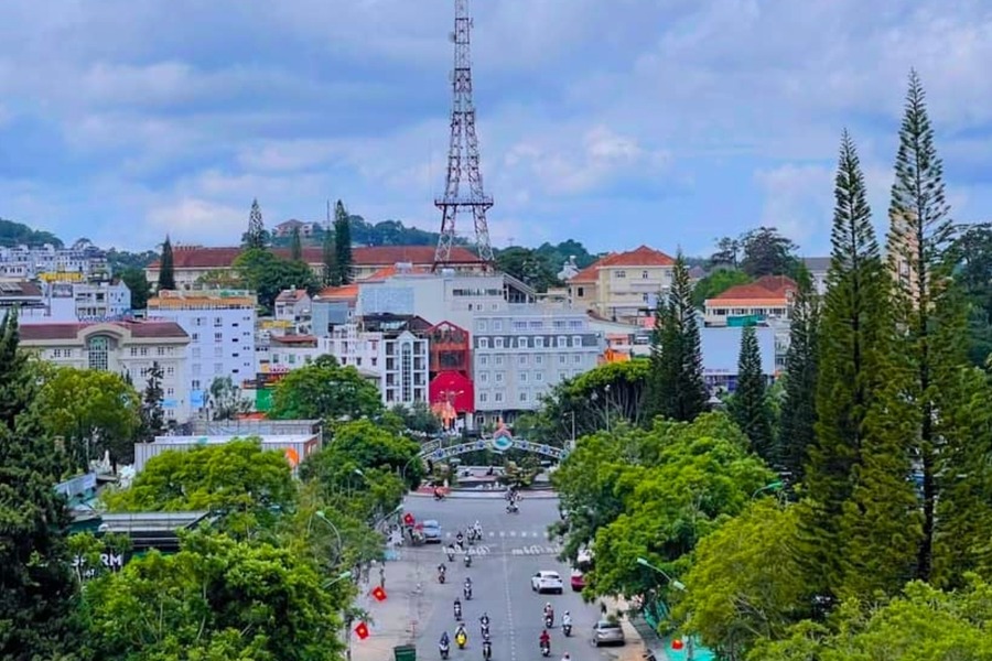 Sapa and Da Lat are cool all year round