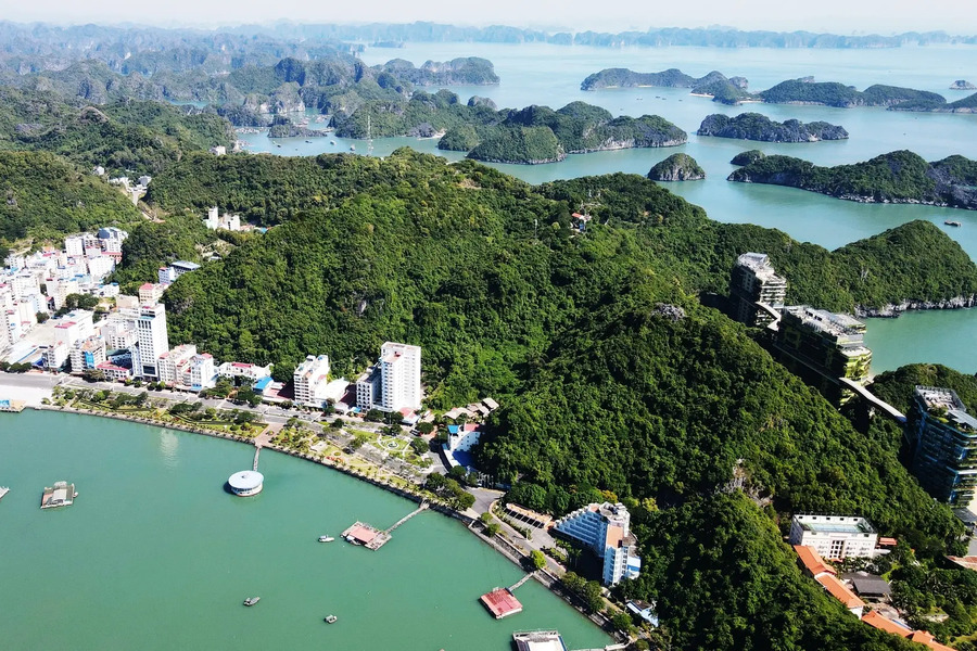 Lan Ha Bay and Cat Ba Island have already made a name for themselves as popular tourist destinations