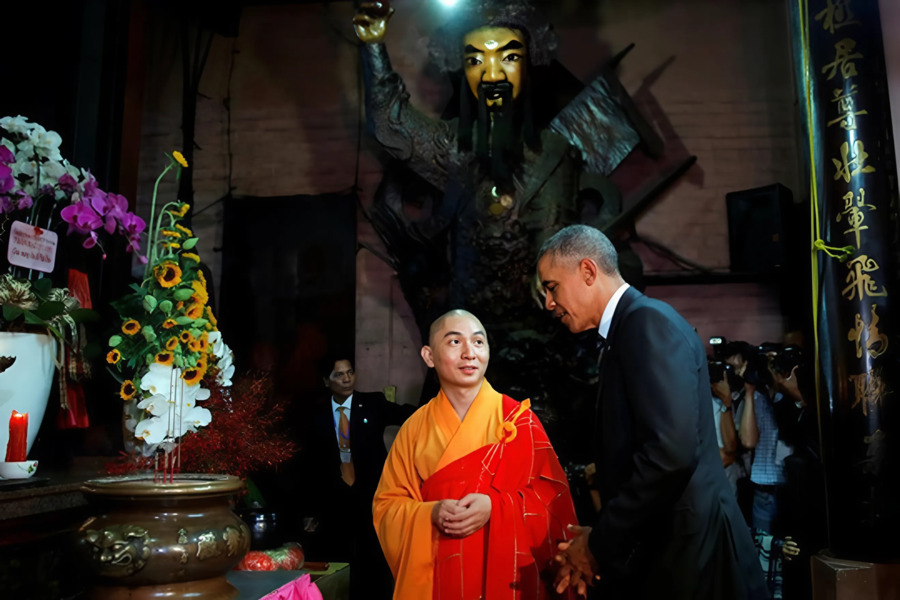 Former U.S. President Barack Obama visited the pagoda in 2016