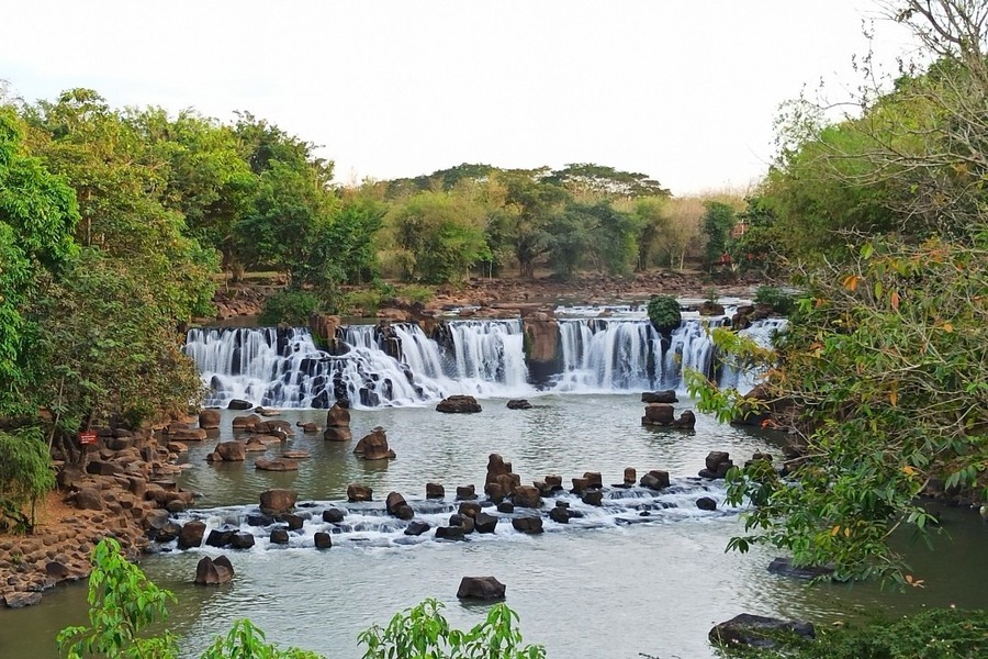 Panoramic view of Giang Dien Waterfall
