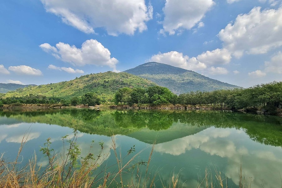 Tay Ninh boasts the beauty of both mountains and plains, and even more remarkably, lakes