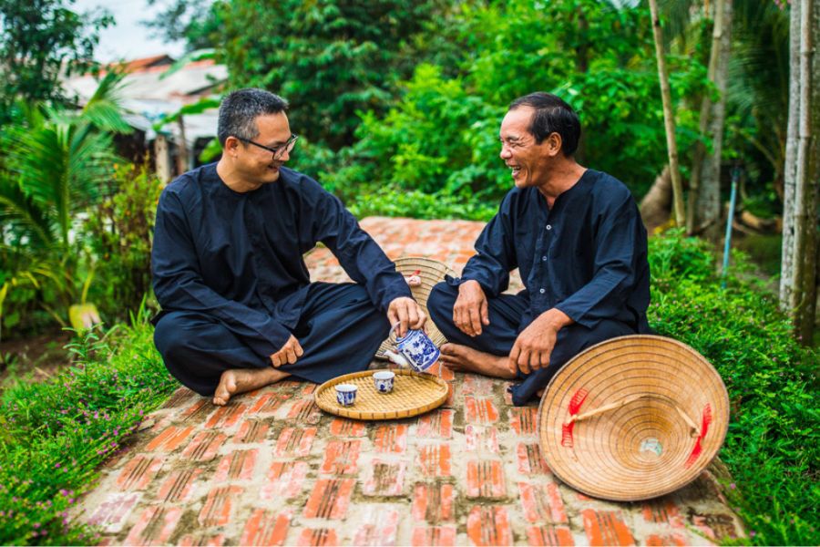 Pointing feet at people are rude