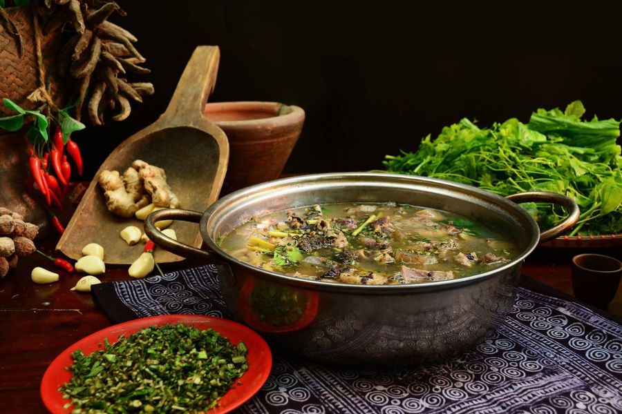 The traditional meal of Lao Cai - Thang Co