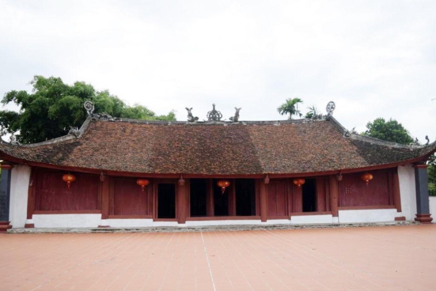An Vu Communal House is situated on spacious land