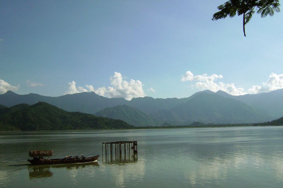 Nui Coc Lake in Thai Nguyen