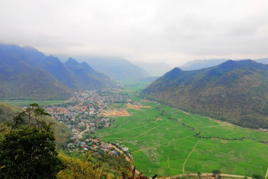 Just a little more to Mai Chau, stay safe!