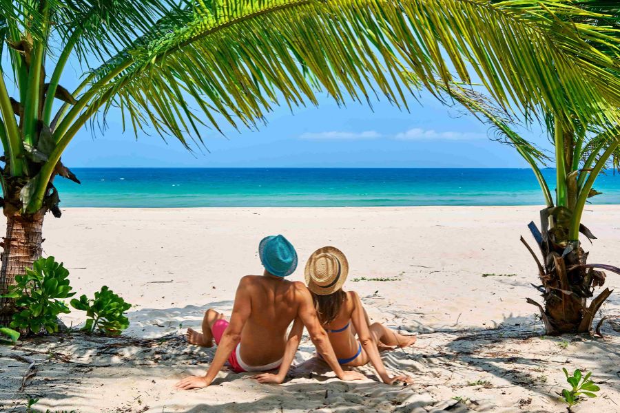 Couples enjoying honeymoon in Malaysia