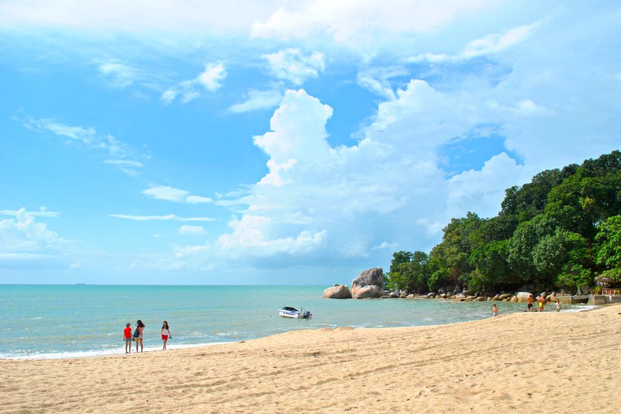 &nbsp;Batu Ferringhi Beach in Penang