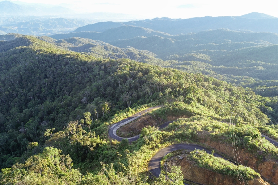 The road to the top of Hon Ba has many winding curves