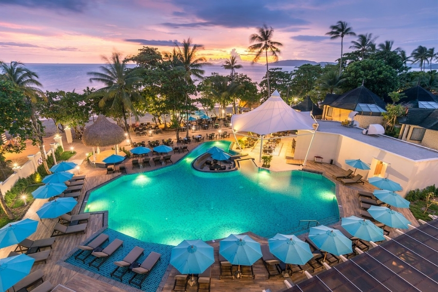 You can choose to stay closer to the ocean in Southern Thailand