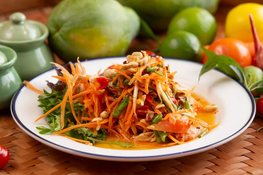Som Tum is among the most popular dishes in Isaan, as well as in Thailand