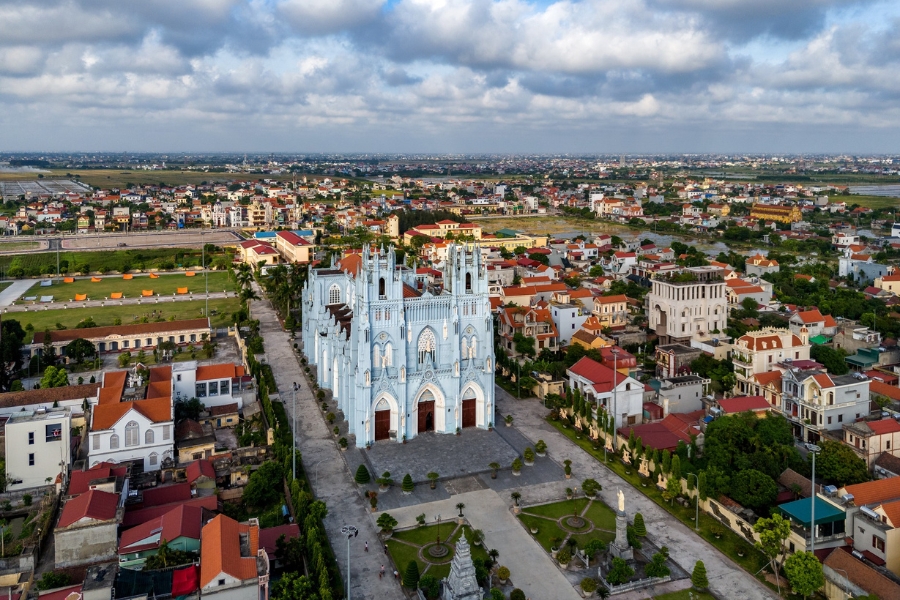 Panoramic view of Phu Nhai Basilica from above