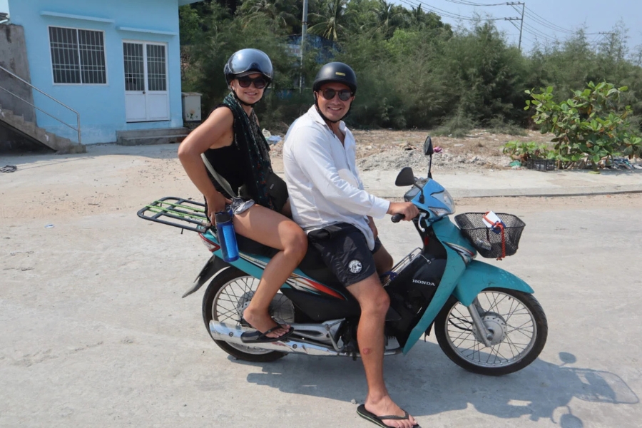 You can freely explore when driving a motocycle in Vietnam