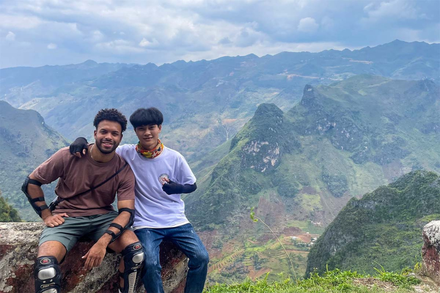 Jaw-dropping scenery along the journey