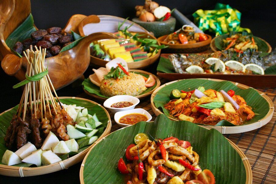 Malay food is very diversified and greatly influenced by the Chinese, Indian and as well as the traditional Malay cooking styles. - Photo: Hells Kitchen 