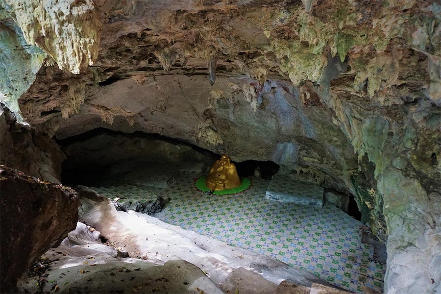 A corner of Tham Phra, Khao Chaison Hot Spring nearby