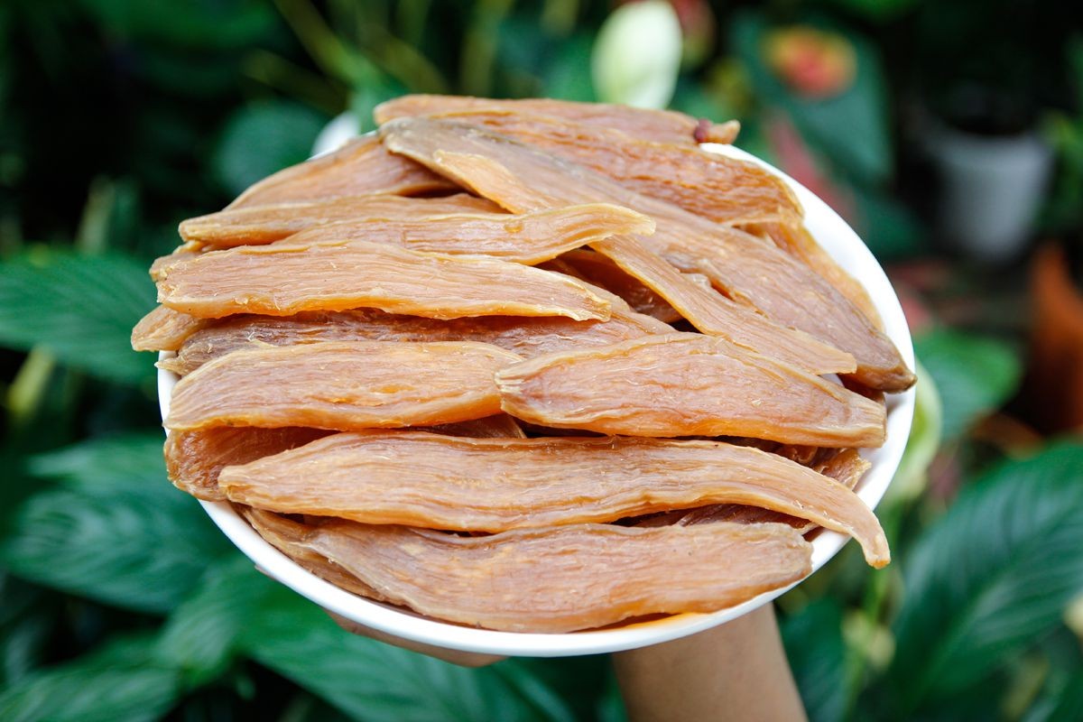 A specialty of Quang Binh - fried sweet potato. Source: MIA.vn