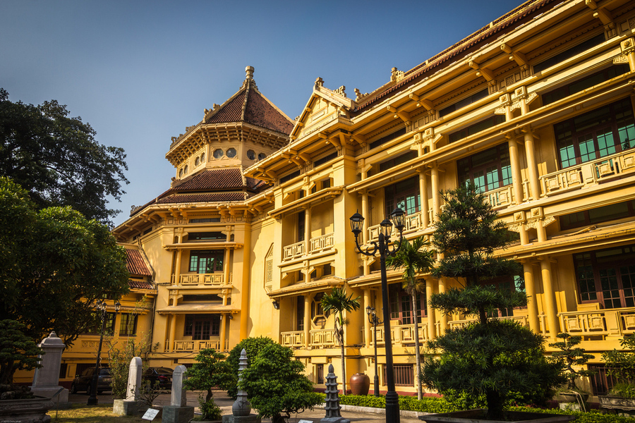 You should not miss exploring the unique Indochinese architecture. Source: Vntrip