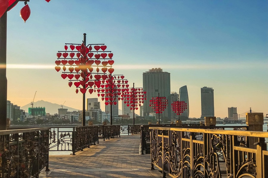 Love bridge under sunset 