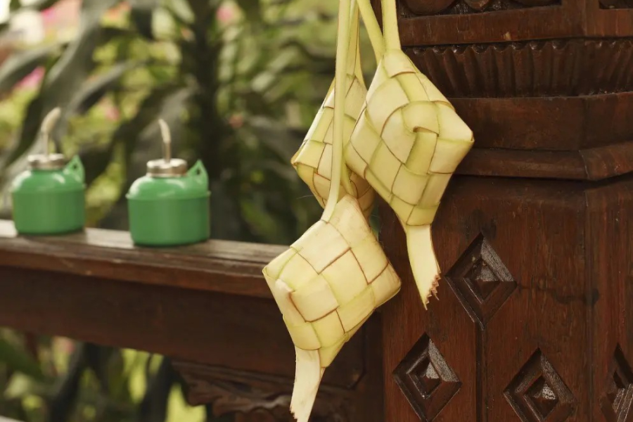 Hari Raya Festival is a highlight that is not to be missed when visiting Malaysia. Source: Traveloka