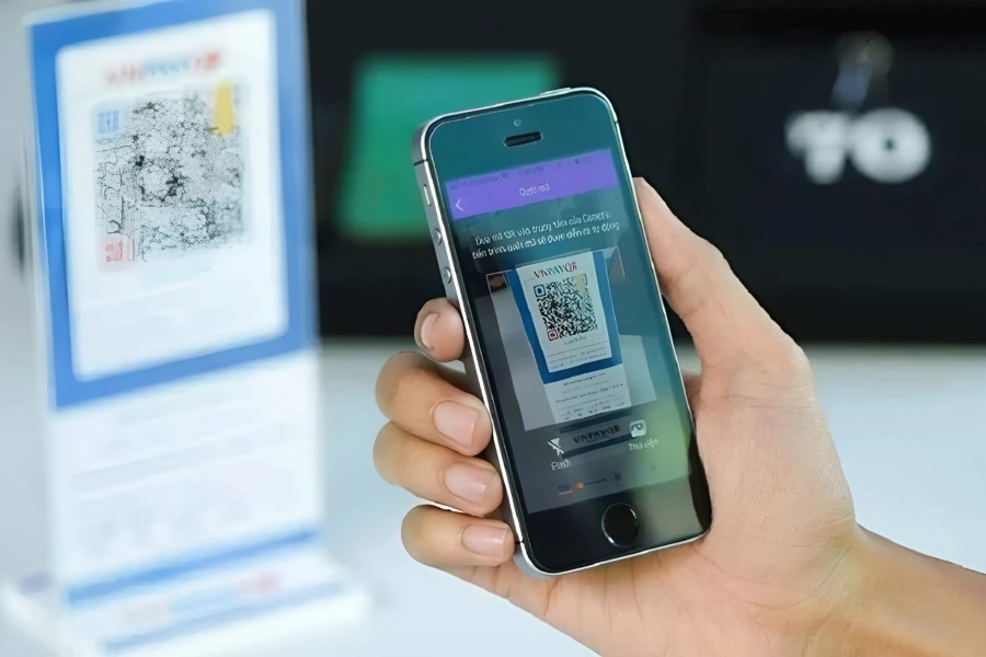 mobile banking in vietnam