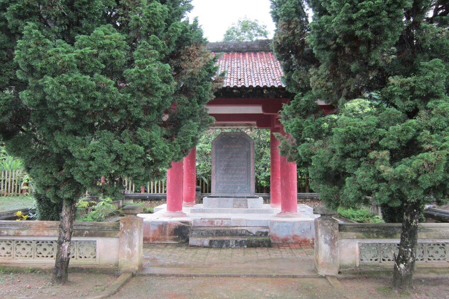 The current relic stele of Na Ngan Fort